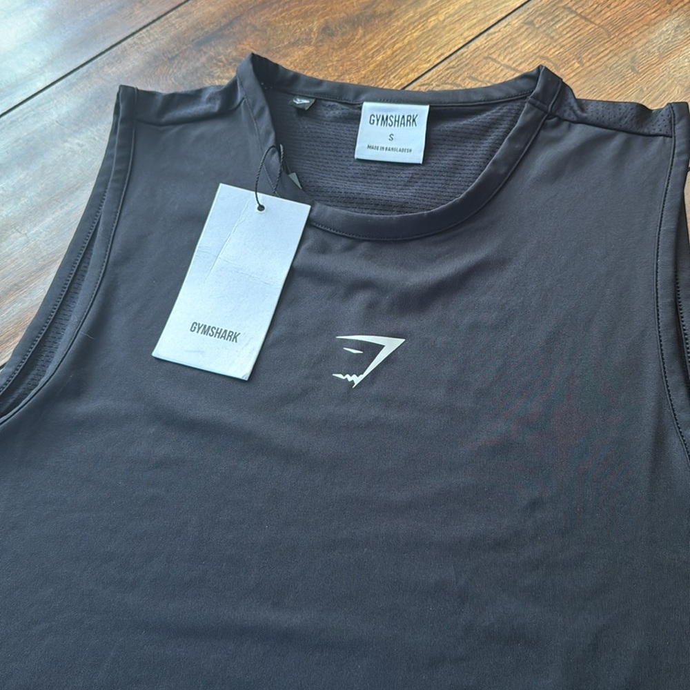 New Gymshark Training Crop - Picture 2 of 2